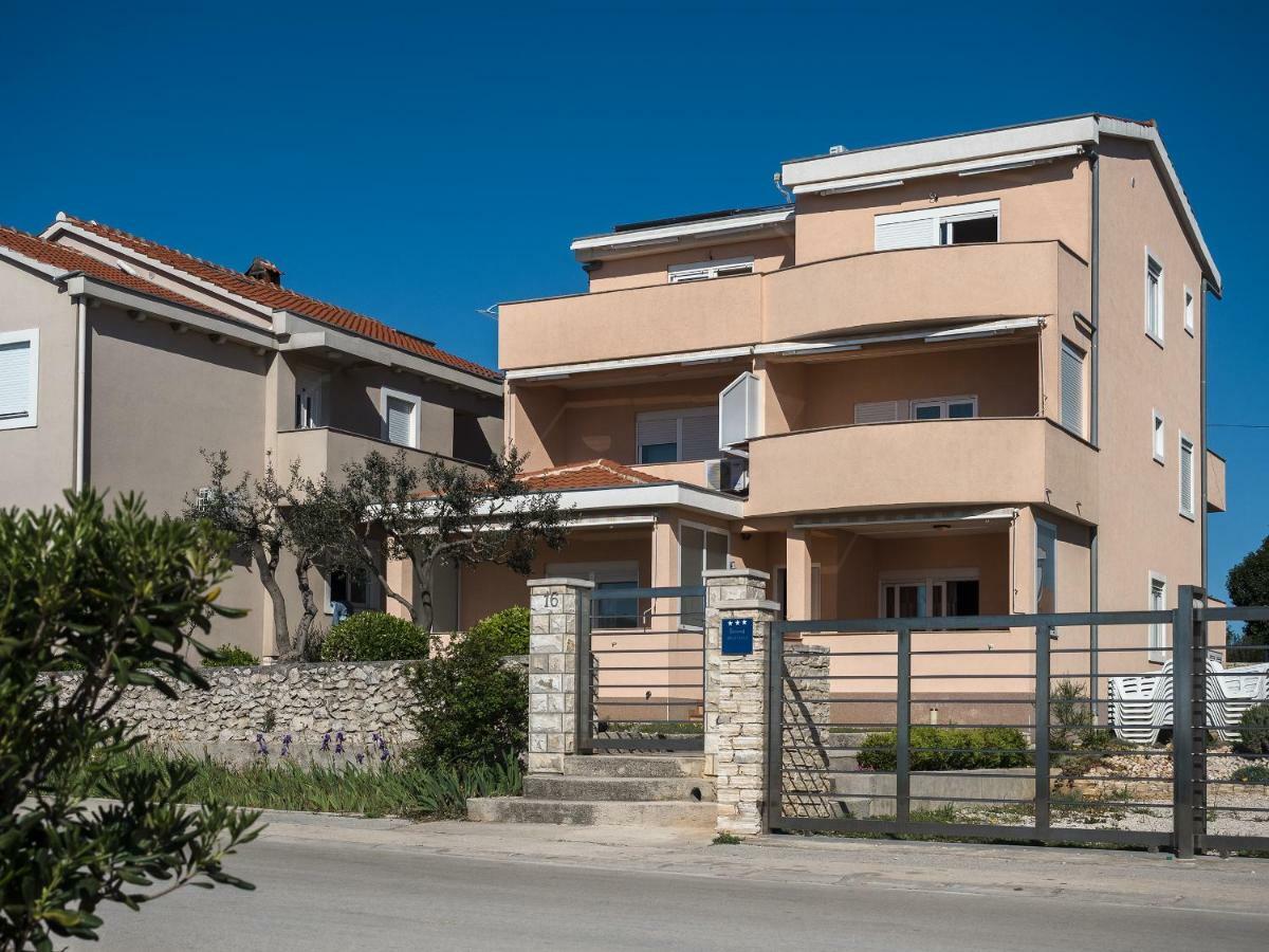 Apartments Nino 1 Zadar Exterior photo
